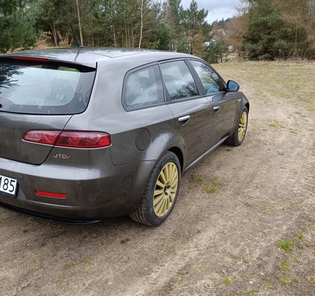 Alfa Romeo 159 cena 16999 przebieg: 349000, rok produkcji 2011 z Żukowo małe 121